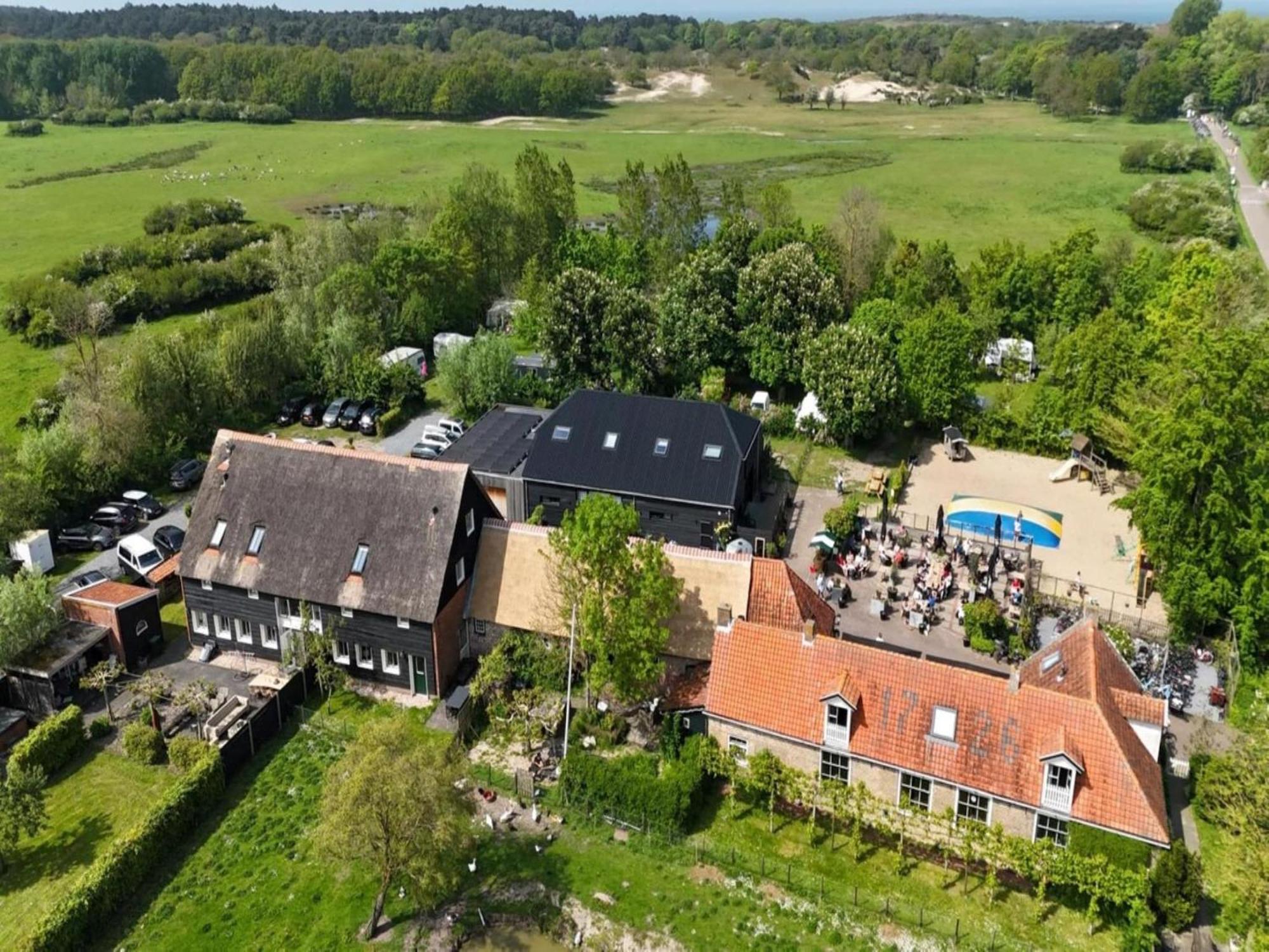 Cozy Holiday Home In Vrouwenpolder Close To The Beach 外观 照片