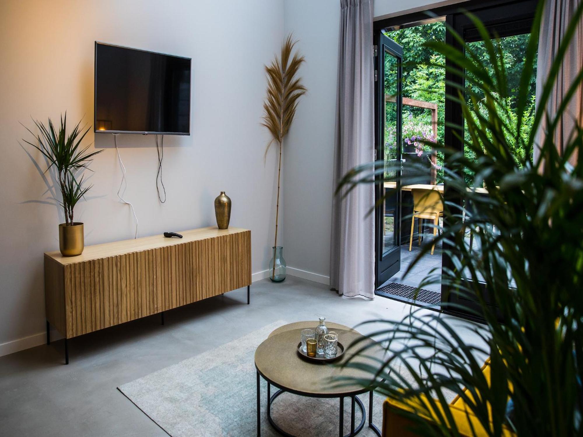 Cozy Holiday Home In Vrouwenpolder Close To The Beach 外观 照片